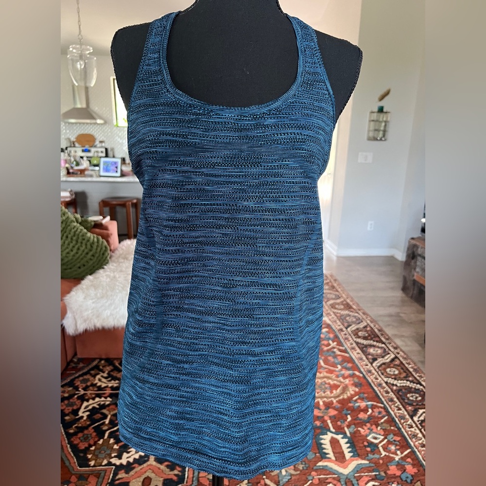 Lululemon Swiftly 2.0 Hip Length